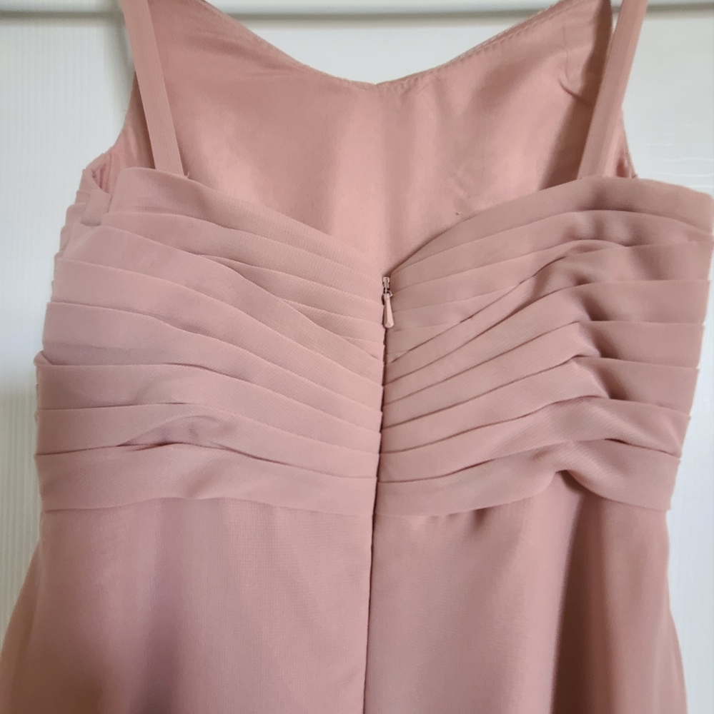 Formal dresses - Picture 3 of 16